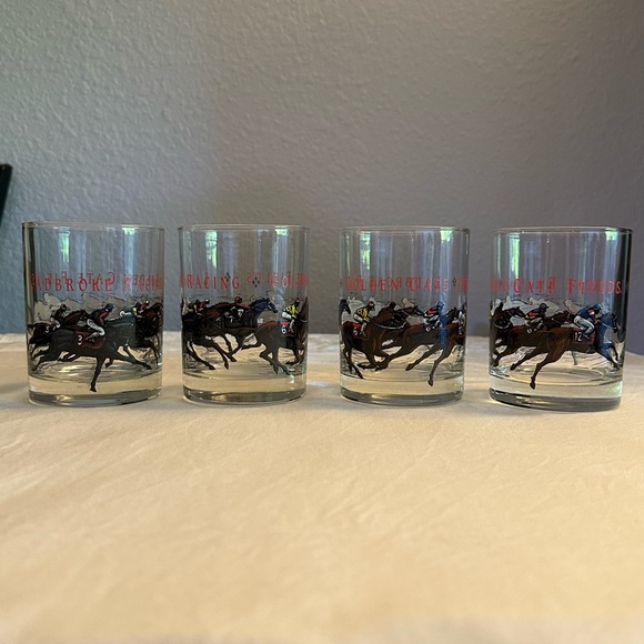 Mint Condition Vintage Jockey Ladbroke Racing Golden Gate Fields Whiskey Glasses - Picture 3 of 5
